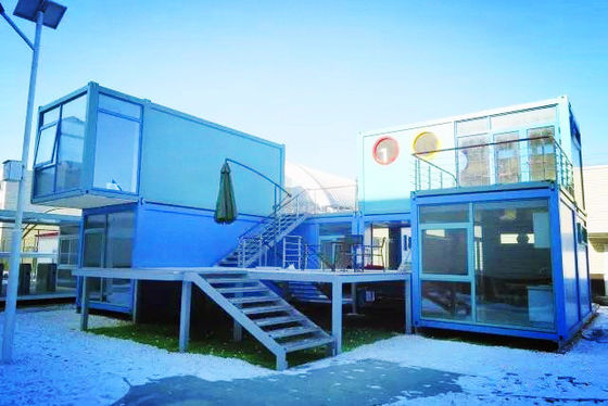China Neoteric Steel Container Houses Sturdy Durable Customizable Color With Bathroom factory