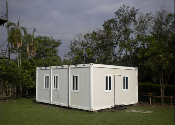 Multifunctional Flat Pack Container House White Color 6000mm * 2438mm * 2891mm