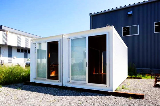 China Travel Hotel Portable Container House , Various Types Portable Shipping Containers factory
